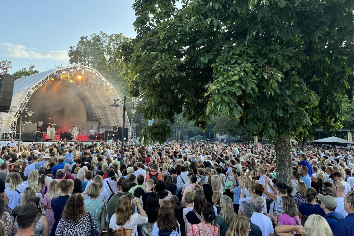 Concert venue g in Wiesbaden Kurpark