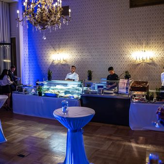 Mitarbeiter im Catering Bereich